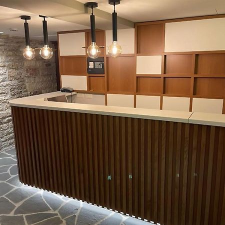 Palorto Traditional Hotel ジロカストラ エクステリア 写真
