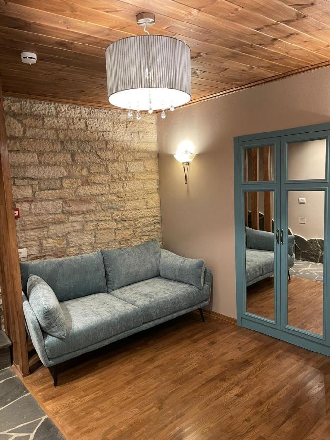 Palorto Traditional Hotel ジロカストラ エクステリア 写真