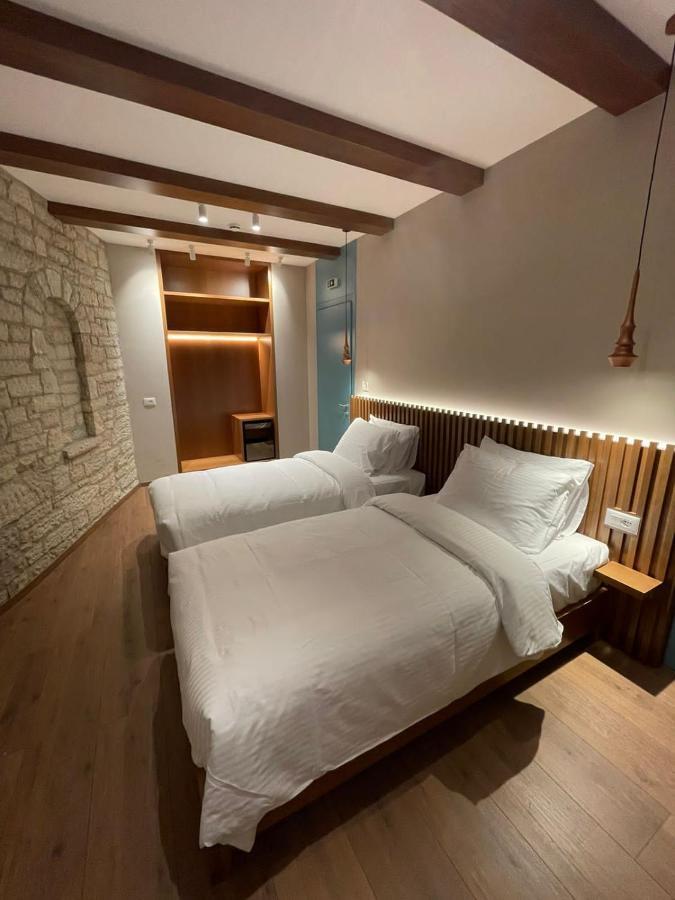 Palorto Traditional Hotel ジロカストラ エクステリア 写真
